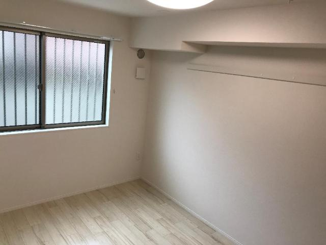 パレス　デ　グランデの内装|６帖洋室　寝室として
