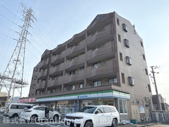 ロイヤルヒルズ青山の外観