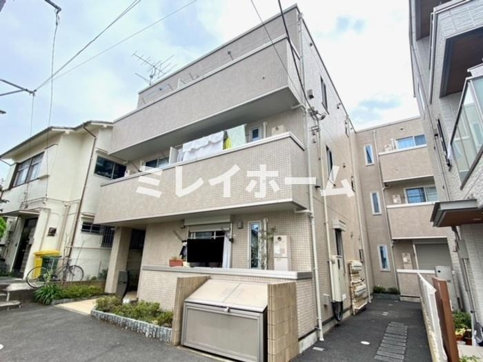 ジュネス西小山の外観