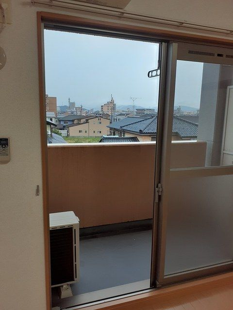 東和第一ビルのバルコニー
