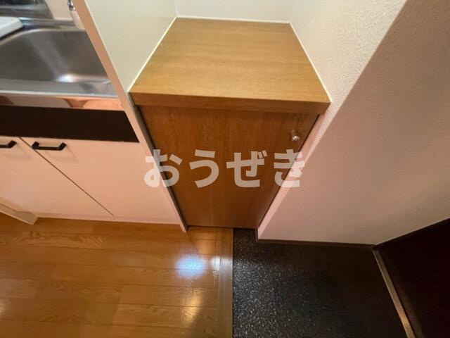 グリフィン横浜・反町公園の玄関|下足入れ