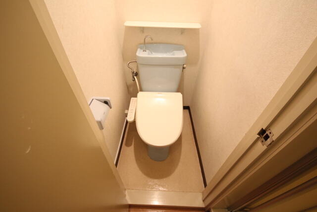 ラインアップ新堀のトイレ|別部屋参考写真