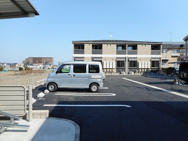 エクセランⅡの駐車場