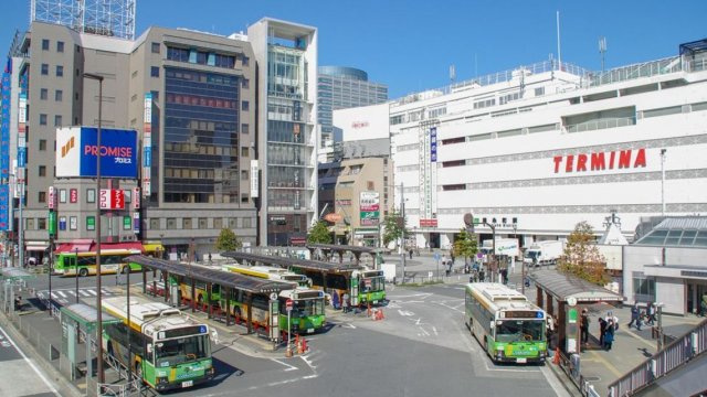 クレアールフレスカの周辺