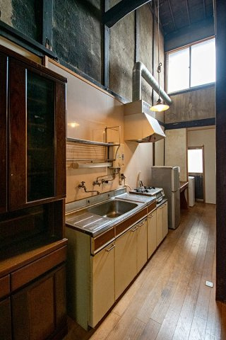 西ノ京北円町のキッチン