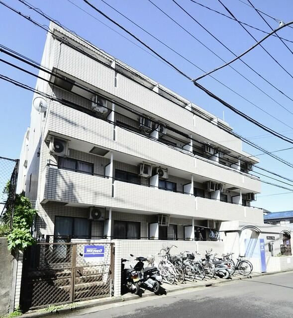 横浜市港北区菊名７丁目の賃貸マンションの外観