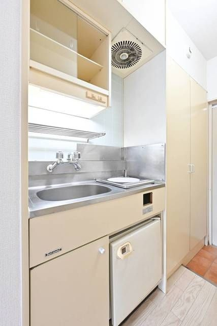 横浜市港北区菊名７丁目の賃貸マンションのキッチン