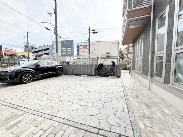 アークコートの駐車場