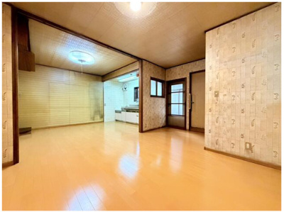 【居間・リビング】 | 吉野郡下市町下市中古戸建