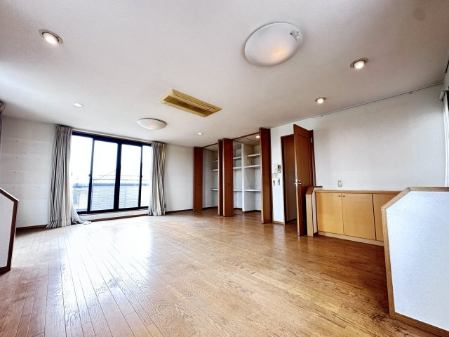 壬生町壬生丁　中古戸建の居間・リビング