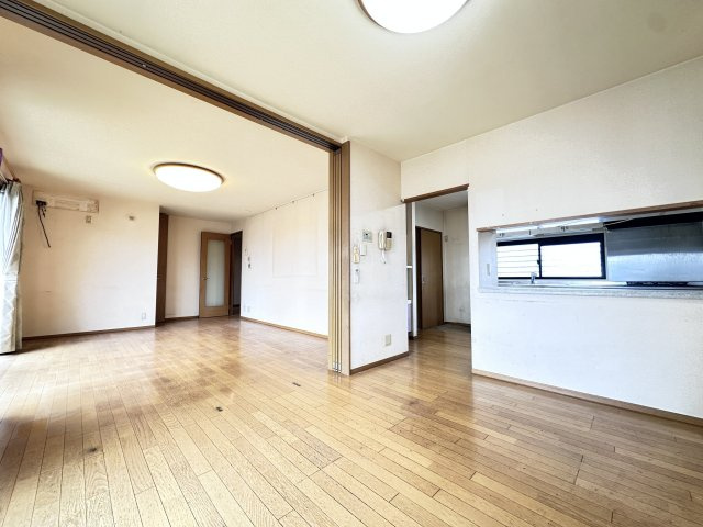 壬生町壬生丁　中古戸建の居間・リビング