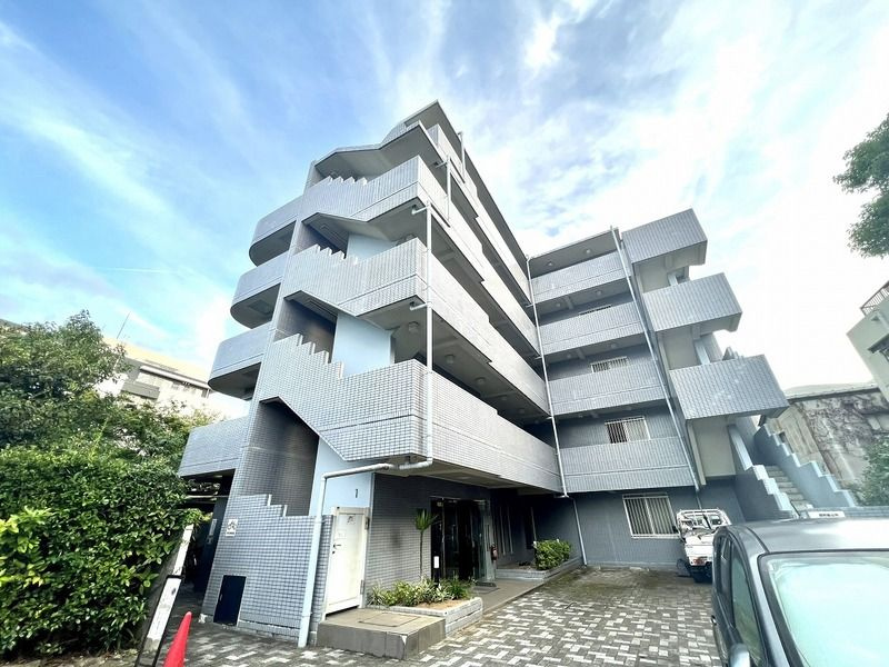 コスモ藤沢グランソルの外観