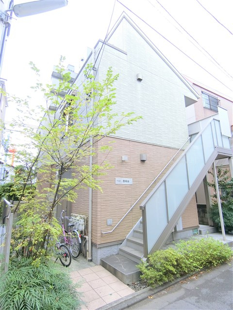 ネージュ西糀谷の外観|2014年10月築　軽量鉄骨造地上2階建て総戸数4戸の人気賃貸アパート！
東京都大田区西糀谷3丁目　京急空港線大鳥居駅最寄り徒歩6分、糀谷駅徒歩8分、京急蒲田駅徒歩18分！
