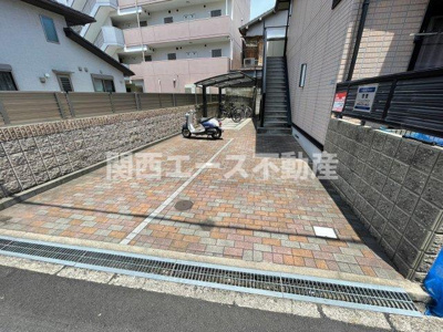 【エントランス】 | プラサート小阪