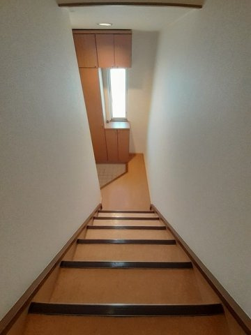 メゾンフルーレ　Ａの玄関