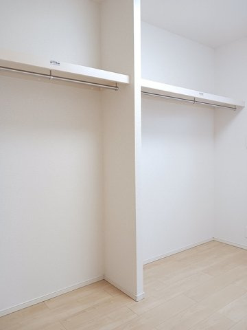 エストレージャの収納|大きなものも収納できそうです