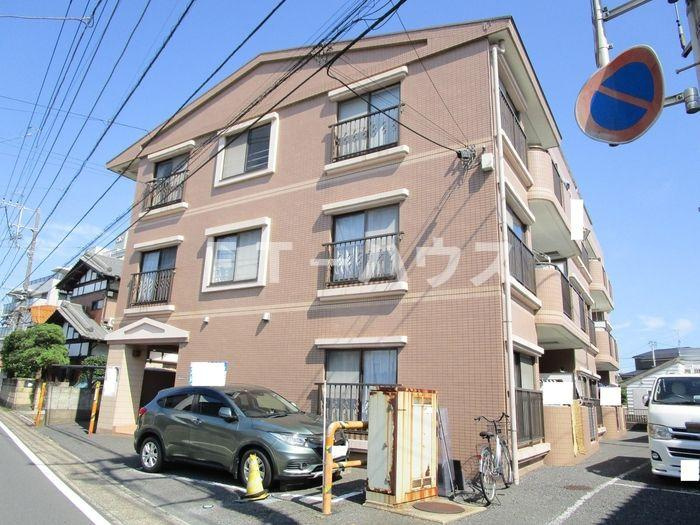 フロントアイランドハイツの外観