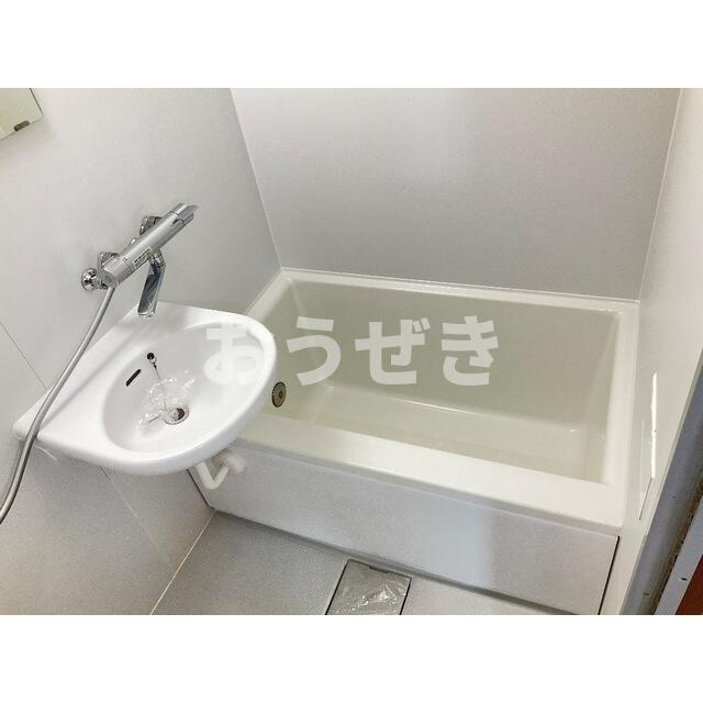 東和パレスの浴室