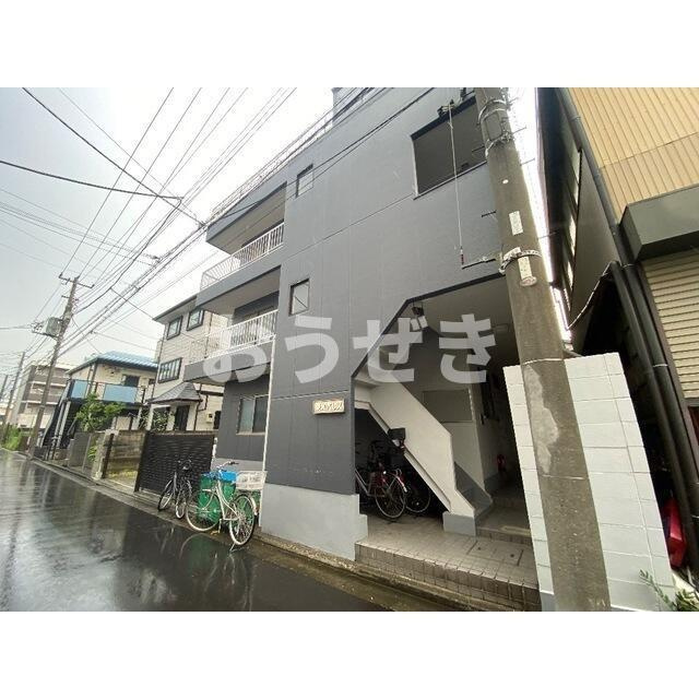 東和パレスのエントランス