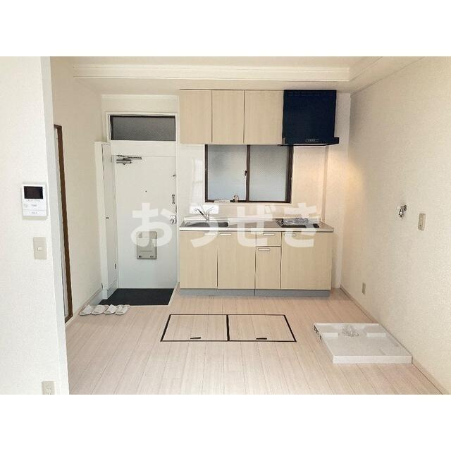 東和パレスの居間・リビング