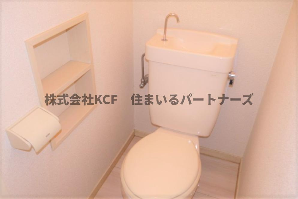 レジデンス津福本町Ⅱのトイレ|落ち着いた色調のトイレです
