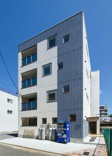 グランレーヴ金山の外観
