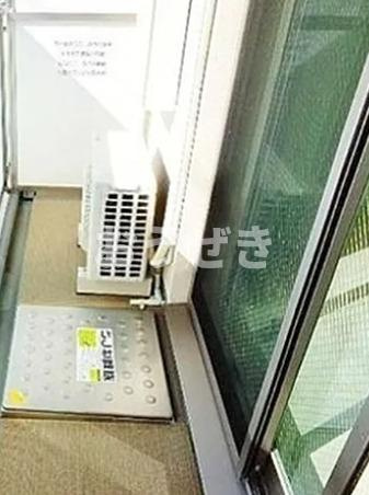 エースハイツ森下のバルコニー