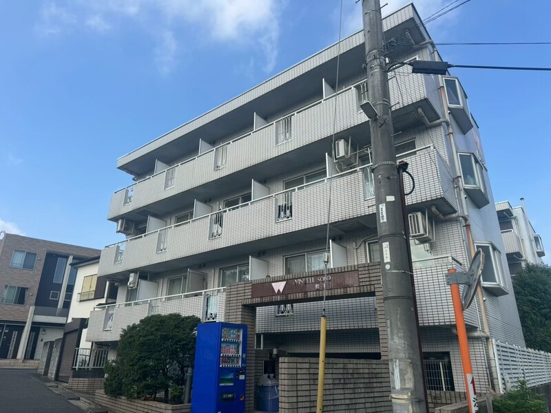 ウィンベルソロ鶴川１の外観