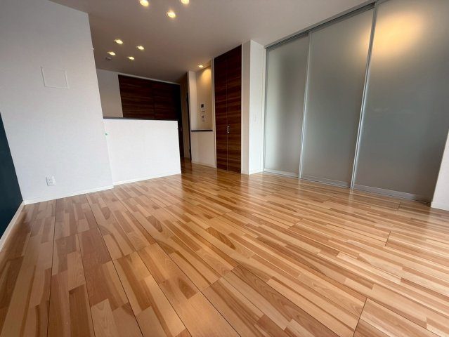 シャーメゾンカレの居間・リビング