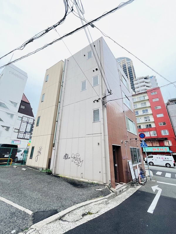 村上ビルの外観