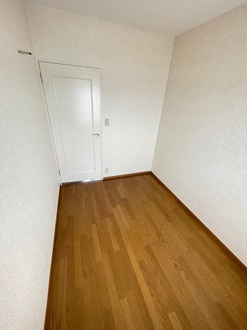 エバーグレイス西宮Ⅰの居間・リビング