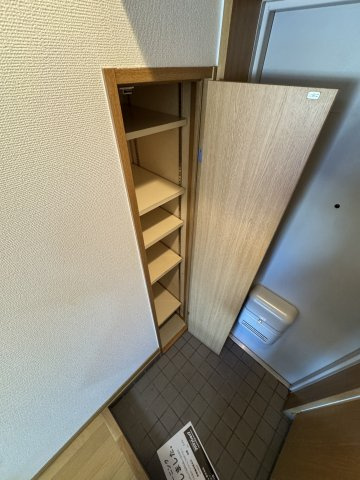 KHKコート板宿の収納