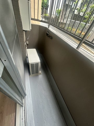 クレセント夙川（羽衣町）のバルコニー