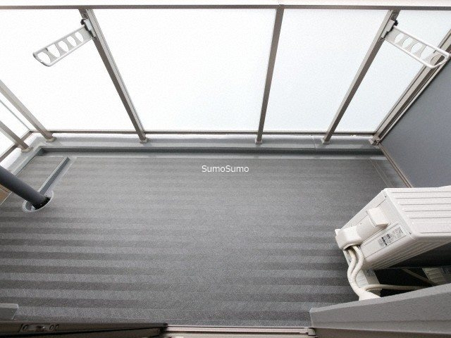 セオリー夕陽丘DOORのバルコニー