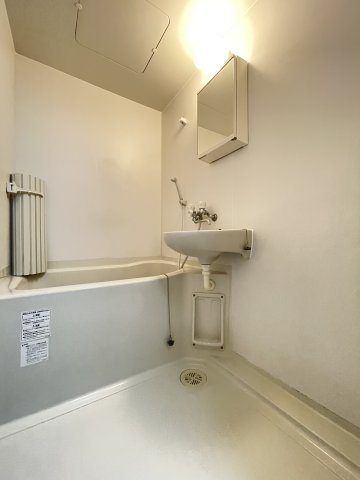 カーサフォルツァの浴室