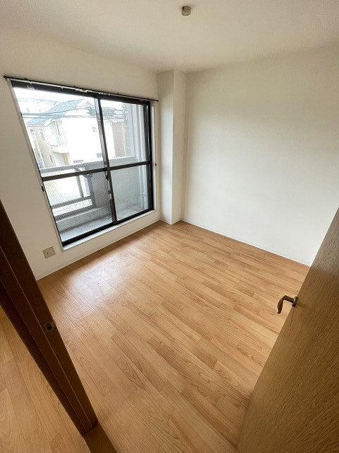 甲子園口マンションの寝室