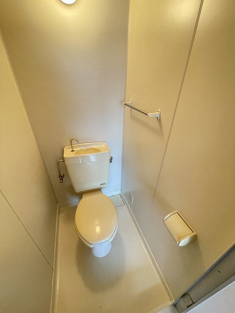甲子園口マンションのトイレ