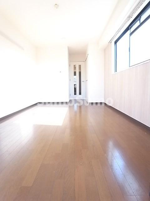 クレセールONEの寝室