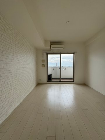 アドバンス大阪ルーチェの寝室|落ち着いた色調の寝室です