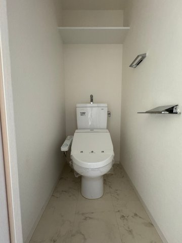 アドバンス大阪ルーチェのトイレ|清潔感のあるトイレです