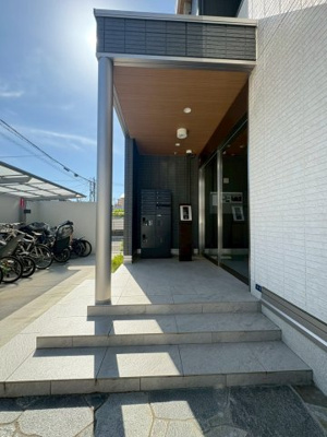 【エントランス】 | グレース穂積