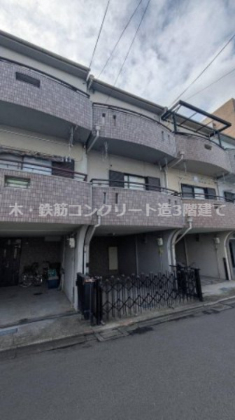 八雲東町1丁目　中古一戸建ての構造・工法・仕様|木・鉄筋コンクリート造3階建て
■物件内覧・資金計画相談・住宅ローン相談、リフォーム相談、お問合せ受付中■
※当日・翌日のご内覧、ご相談はお電話でのお問合せがスムーズです！