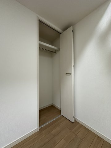 川崎市多摩区西生田５丁目のアパートの収納