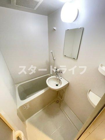 大阪市東淀川区東中島４丁目の賃貸マンションの浴室