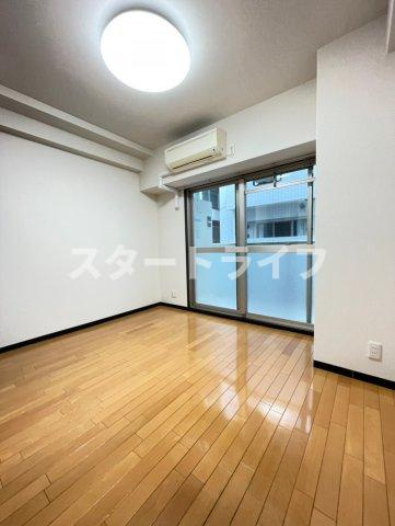 大阪市東淀川区東中島４丁目の賃貸マンションの寝室