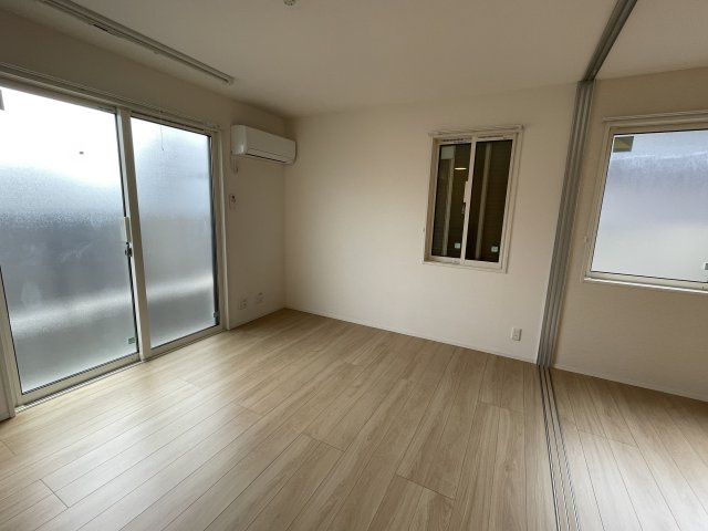 シャロン明石の洋室|※類似部屋