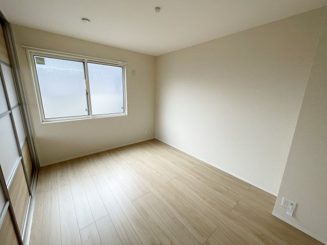 シャロン明石の寝室|※類似部屋