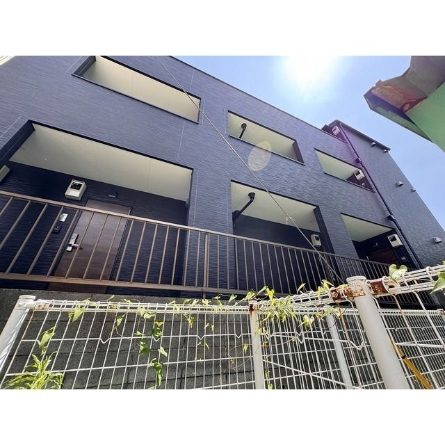 Side Lagoon浜見台A棟の外観