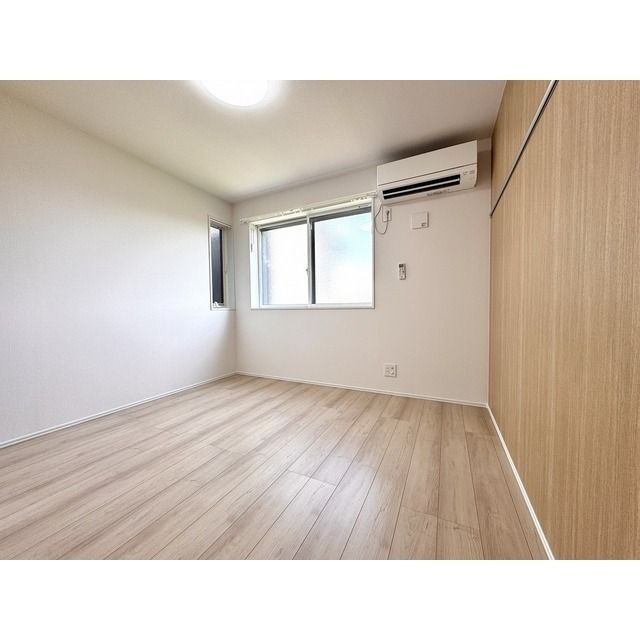 Side Lagoon浜見台A棟の寝室