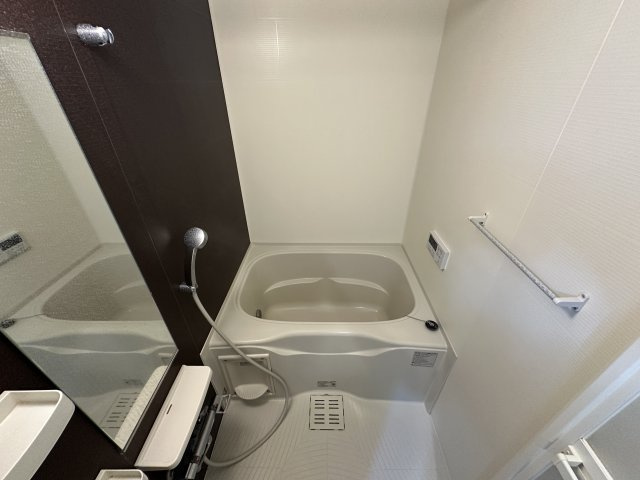 調布市布田４丁目の賃貸マンションの浴室